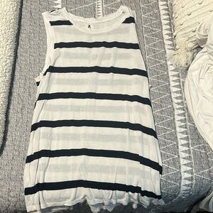 Black and white tank, size medium, key hole back